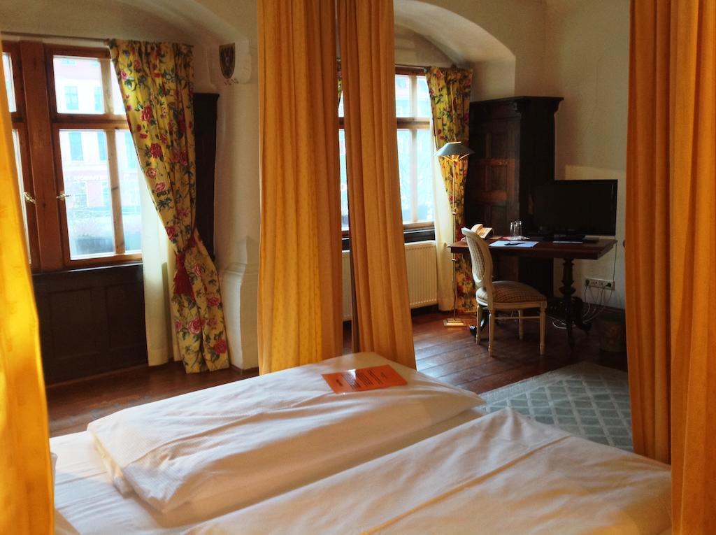 Hotel Adler Rudolstadt Kamer foto